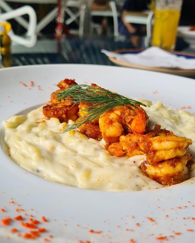 Camarão Grelhado com Orzo